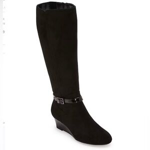 east 5th Womens Ellerton Wedge Heel
Dress Boots Size 6.5